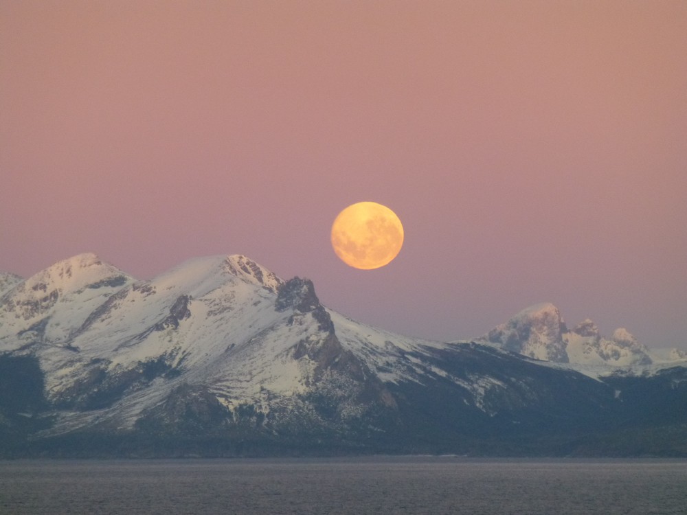 Strait of Le Maire - Alberto Mantilla Prez